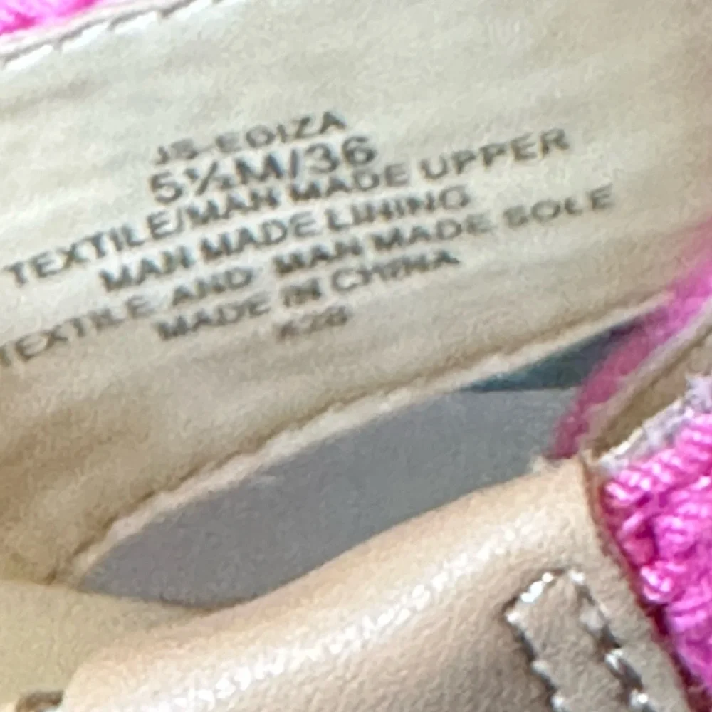 Jessica Simpson brand new